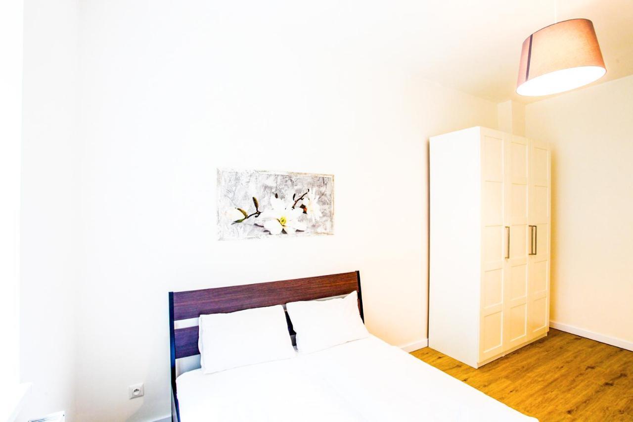 Churchill Apartments Prague Luaran gambar