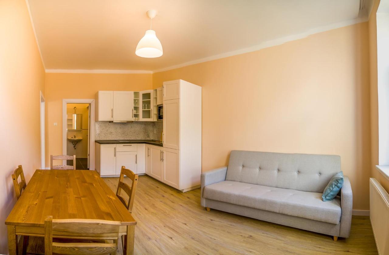 Churchill Apartments Prague Luaran gambar
