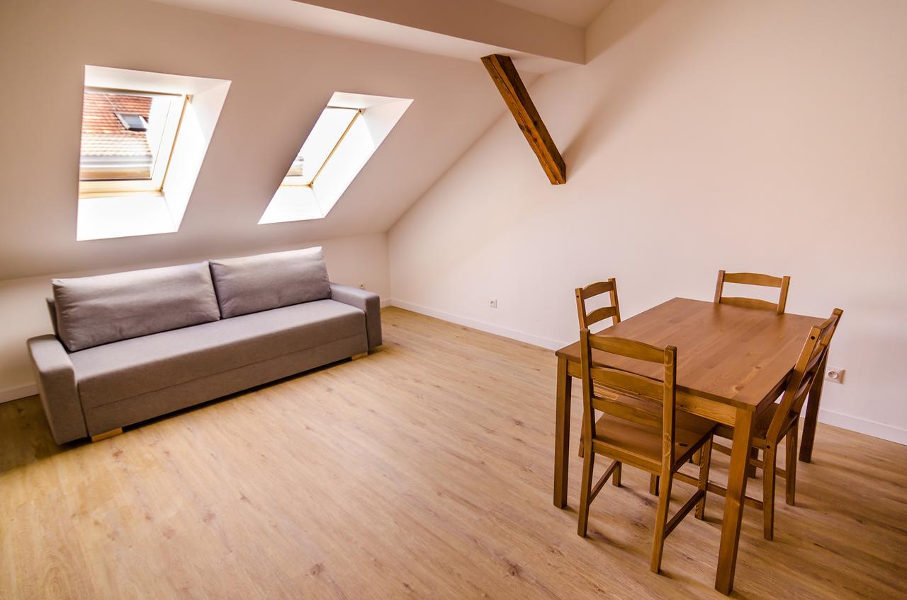 Churchill Apartments Prague Luaran gambar
