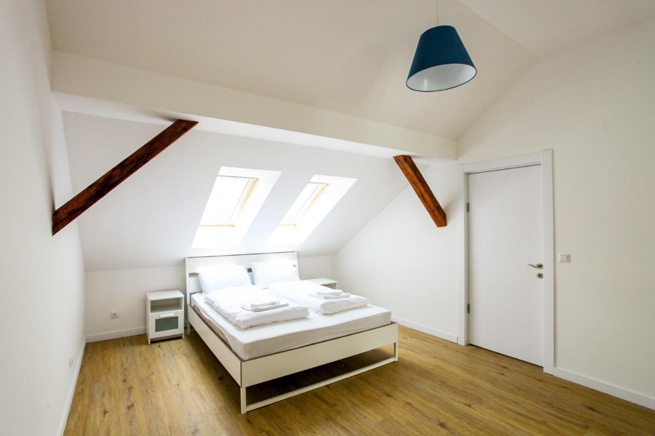 Churchill Apartments Prague Luaran gambar
