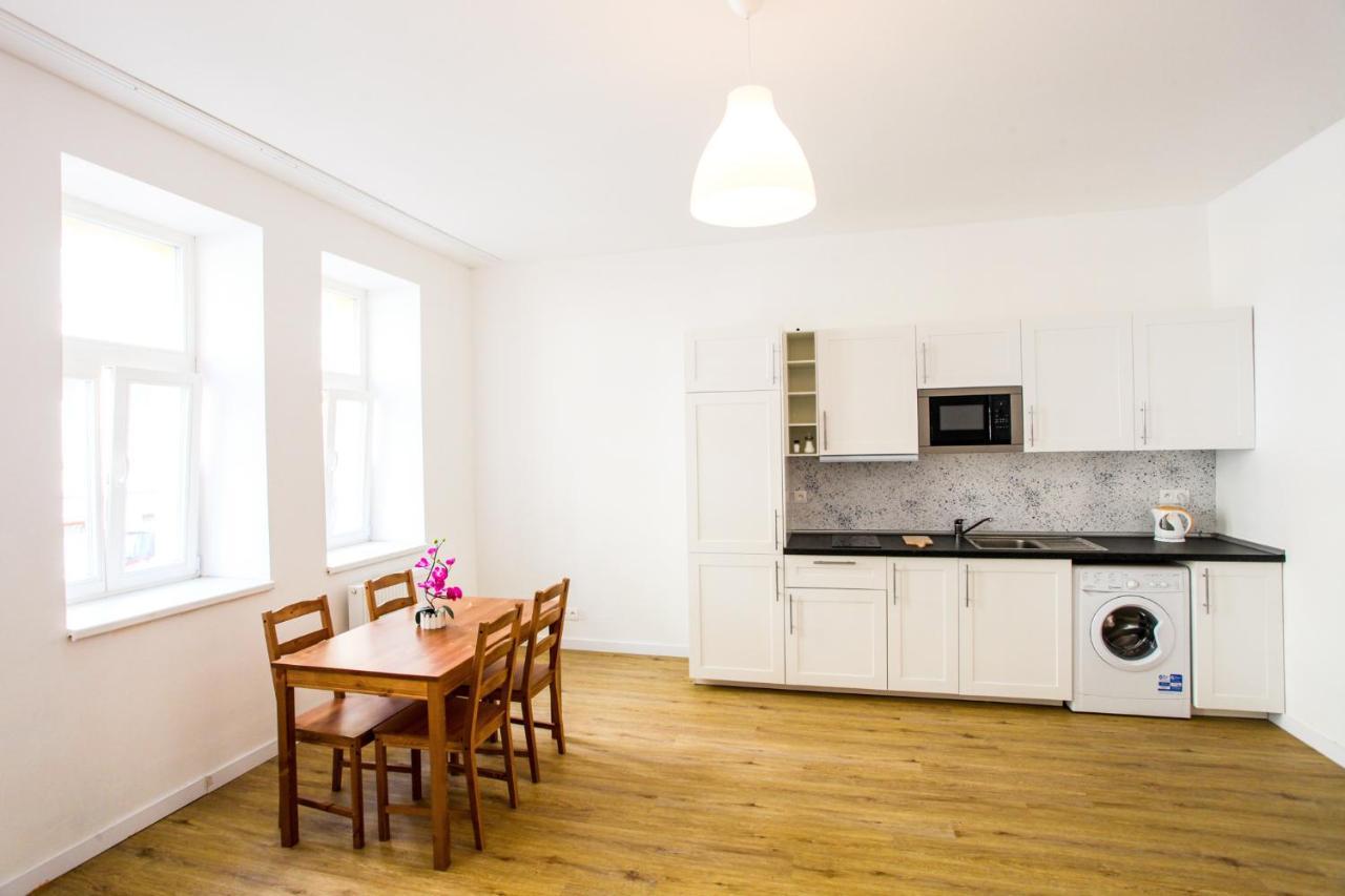 Churchill Apartments Prague Luaran gambar