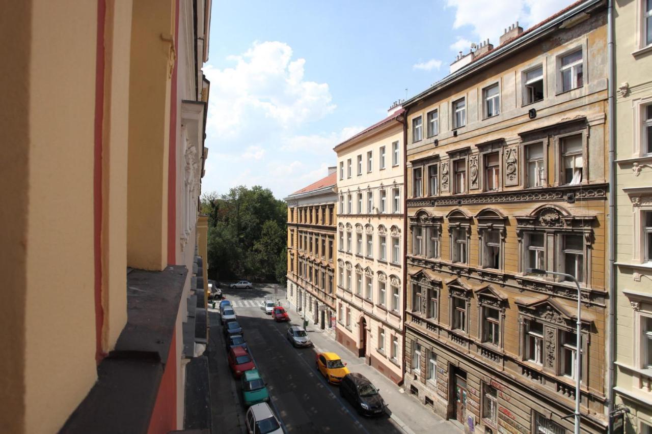 Churchill Apartments Prague Luaran gambar