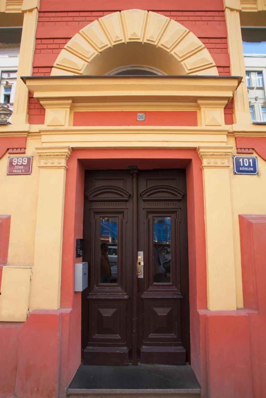 Churchill Apartments Prague Luaran gambar